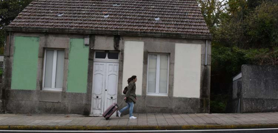 La “okupación” de una vivienda en el barrio de San Lázaro suscita una gran preocupación en el vecindario