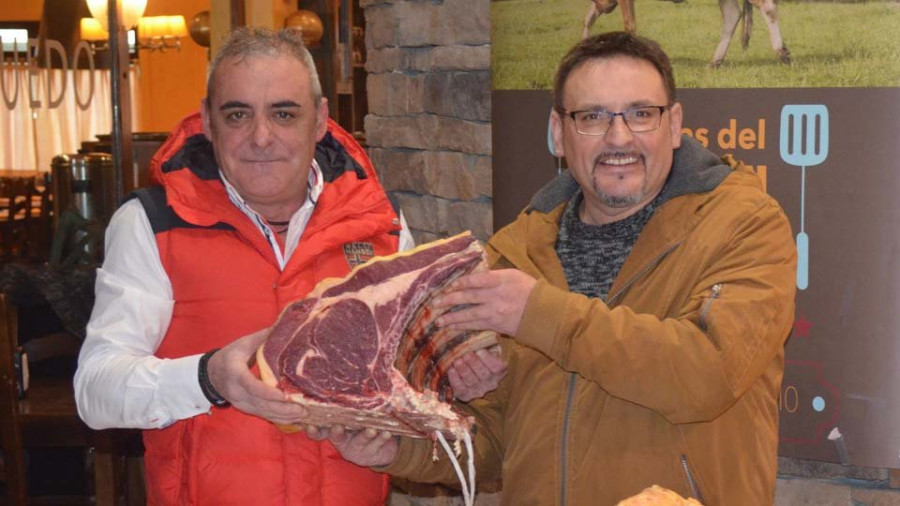 El restaurante Ruedo ofrece la posibilidad de degustar auténtico buey rubio gallego