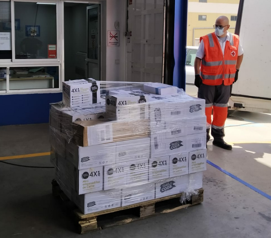 Congalsa dona más de 2.000 kilos de sus productos a Cruz Roja y el Banco de Alimentos de Las Palmas