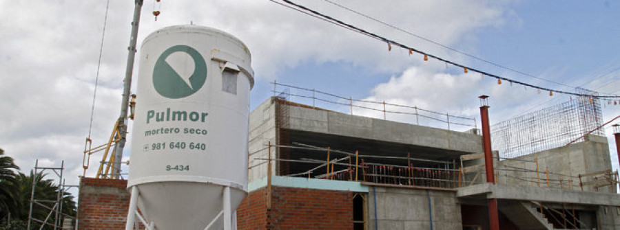 VILANOVA- La constructora del auditorio cesa la obra y mantiene solo labores de consolidación