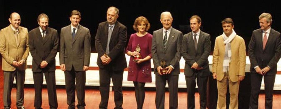 La FGCN galardona a la jueza María Sol López Martínez con la Nécora de Ouro