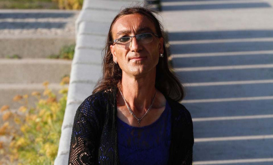 Cambados se manifiesta por las vejaciones a una mujer trans: “No podía consentir más insultos”