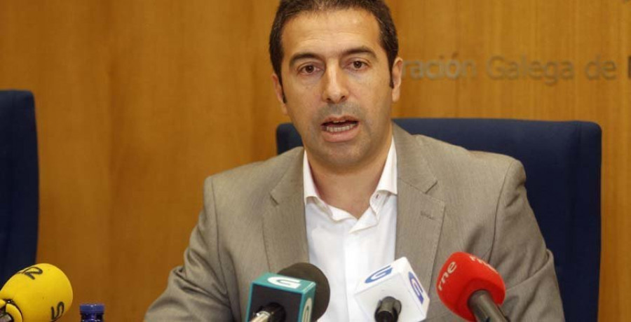 El alcalde de Cervo llama a evitar 
los despidos y el cierre de Sargadelos
