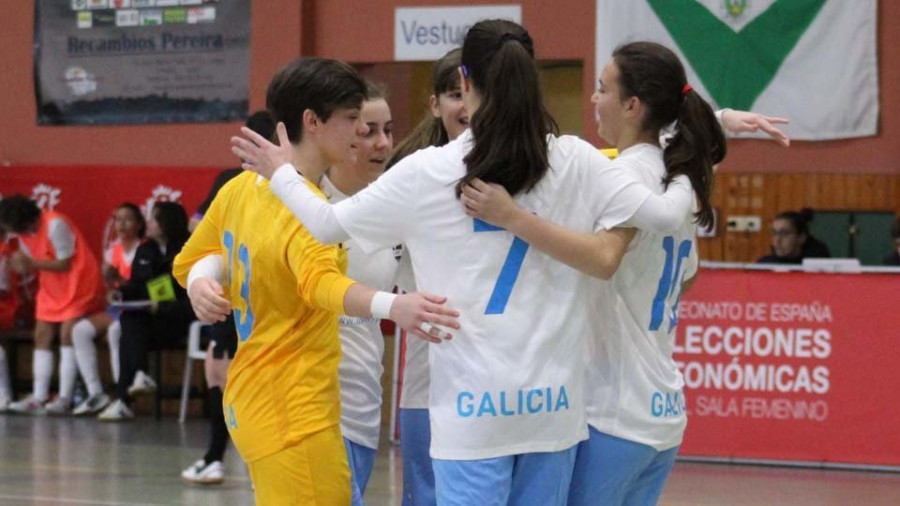 Buen debut de Nuria Torres  y Eva Dios con Galicia Sub 17