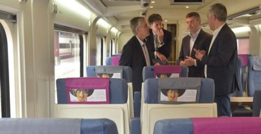 Política Lingüística e Renfe achegarán a figura de Moreno en trece trens 
e dez estacións