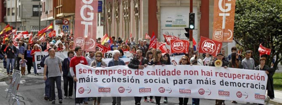 Cerca de 700 manifestantes en un 1 de mayo marcado por la desunión de los sindicatos
