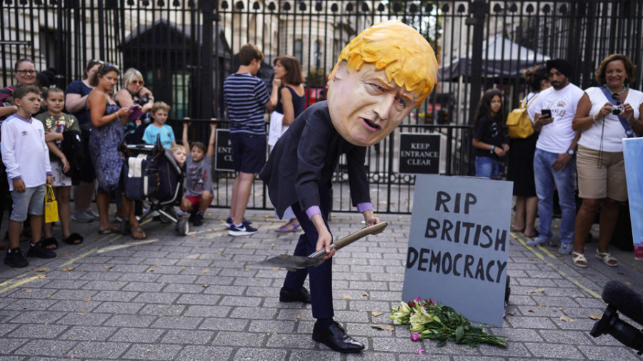 Boris Johnson genera un seísmo político al solicitar la suspensión del Parlamento