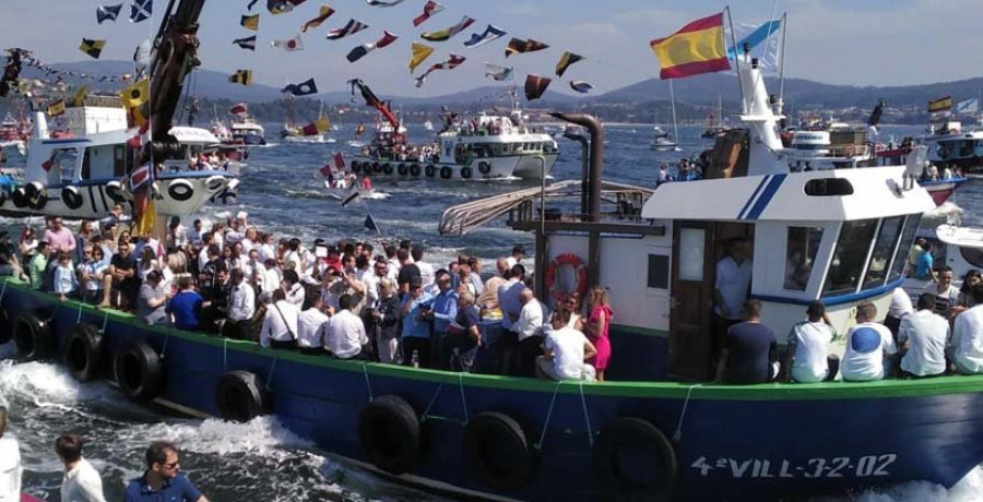 A Guadalupe exhibe la mayor procesión por mar de la comarca