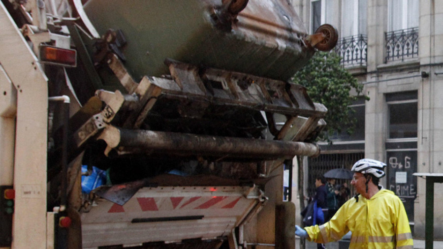 El contrato de la basura de Vilanova y Cambados se formalizará en las próximas semanas tras superar varios recursos