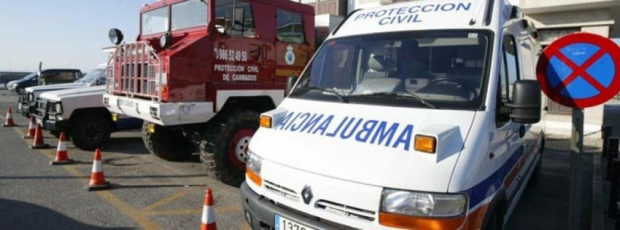 CAMBADOS-El Concello renueva la ambulancia de Protección Civil, que iniciará en breve su traslado a la nueve sede