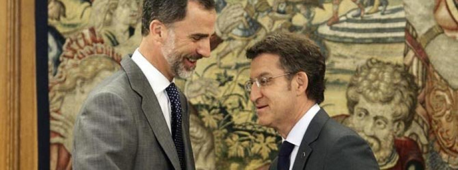 Feijóo felicita al rey por el “ejemplo” que ha dado en su año de reinado
