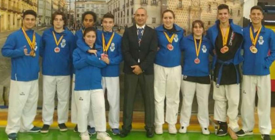 El Kenpo Vilagarcía logra 23 medallas nacionales