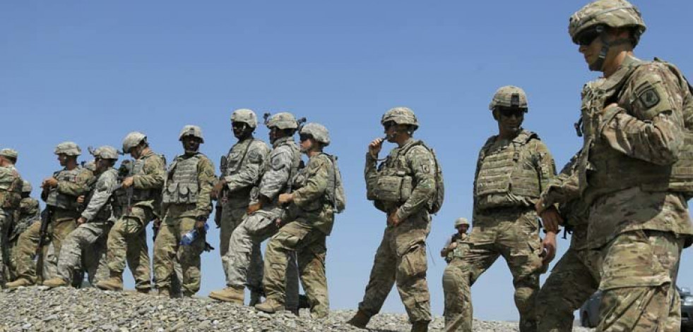 Los militares popularizaron el uso de la fregona y el bolígrafo