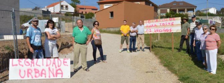 Recurren a la Axencia de Protección da Legalidade Urbanística por el vial de Avioso