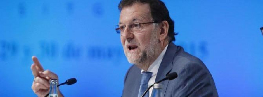 Rajoy garantiza que habrá cambios tras el 24-M, pero una vez que se reflexione