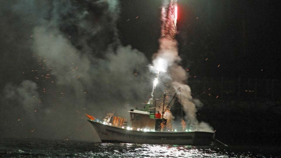 La lluvia gana una batalla al Combate Naval, que se aplaza a septiembre