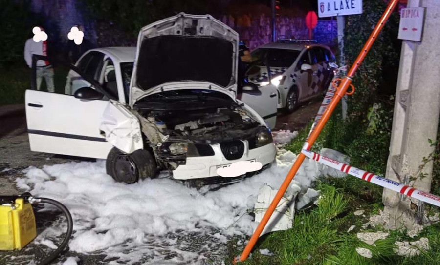 La Policía Local localiza a los ocupantes de un coche que sufrió una salida de vía en Rubiáns