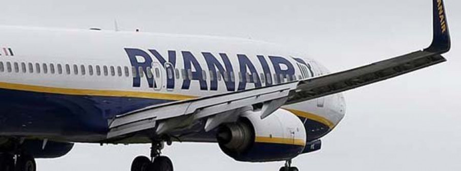 200 Españoles retenidos en un avión de Ryanair