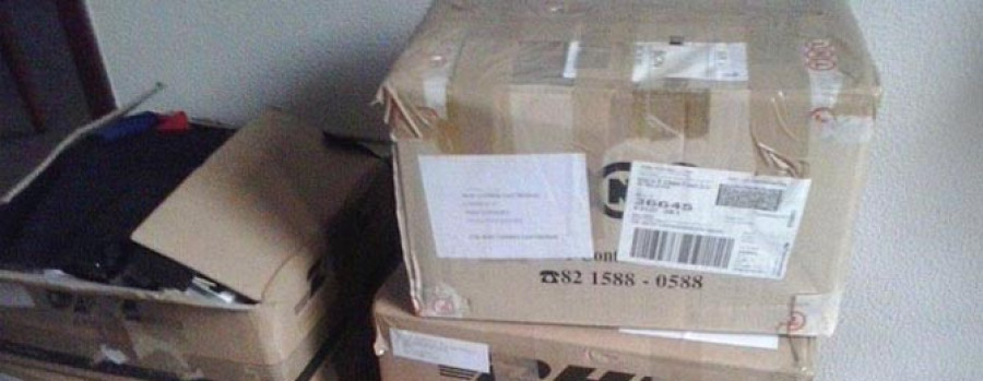 VALGA - El empresario Juan Serrano dona más telas para el Belén