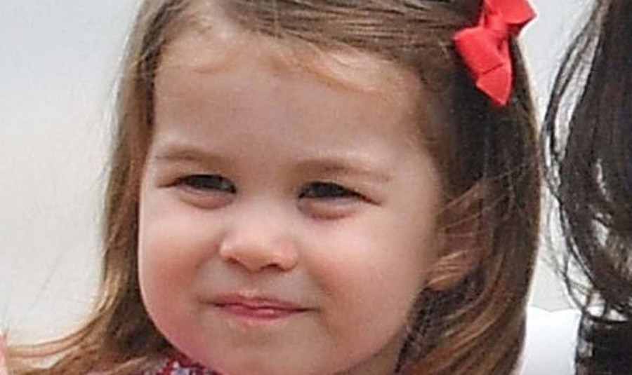 La princesa Carlota de Inglaterra celebra su tercer cumpleaños