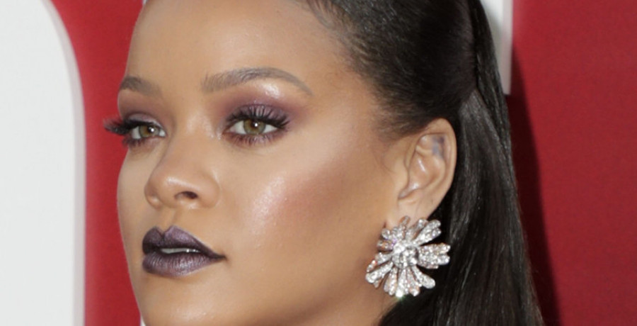 La cantante Rihanna cierra la Semana de la Moda de Nueva York