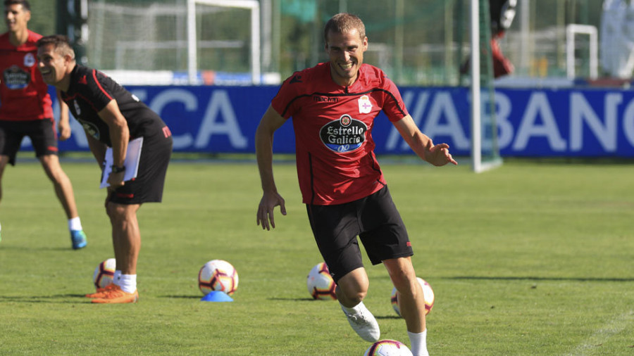 Álex Bergantiños: " Estamos a un nivel muy superior al de fuera de casa a principios de temporada"