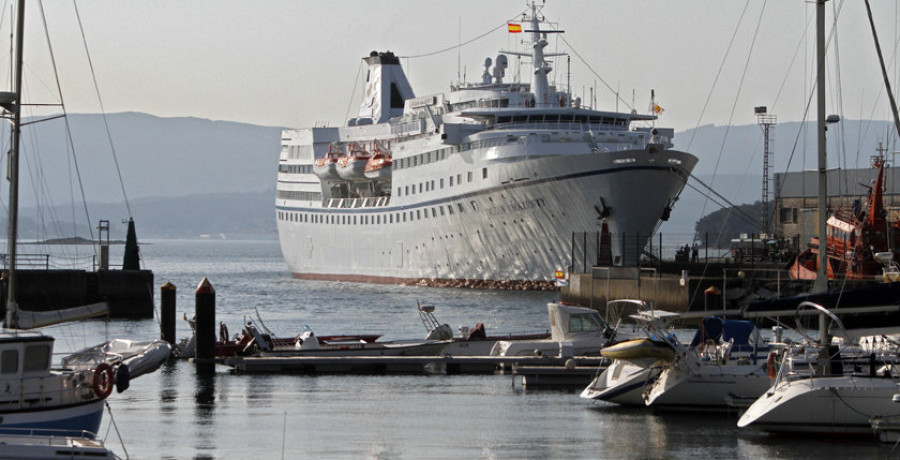 El Puerto de Vilagarcía impulsa un itinerario marítimo del Camino con pequeños cruceros