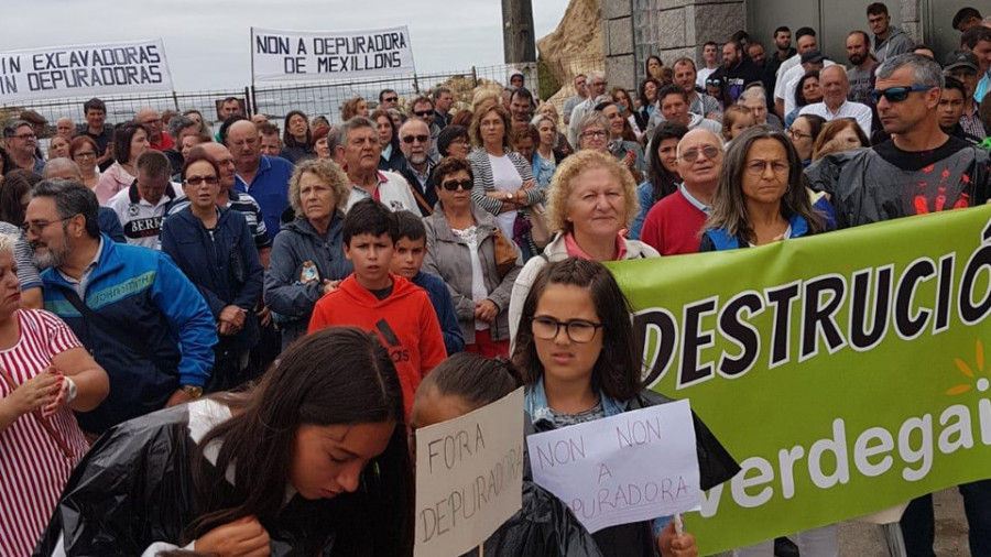 Los vecinos se movilizan contra la instalación de una depuradora en Castiñeiras