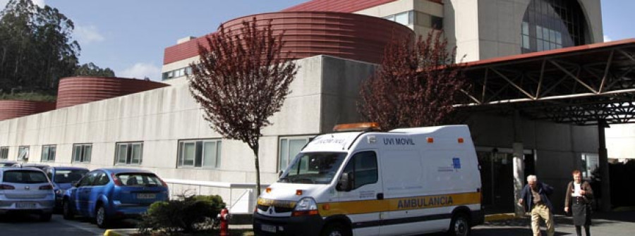 Entra a robar en la casa de un vecino y cae por la escalera tras beber licor
