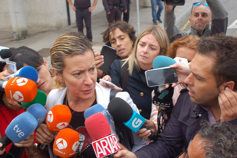RIVEIRA - La madre de Diana Quer declara como investigada en la causa por la custodia de su hija menor