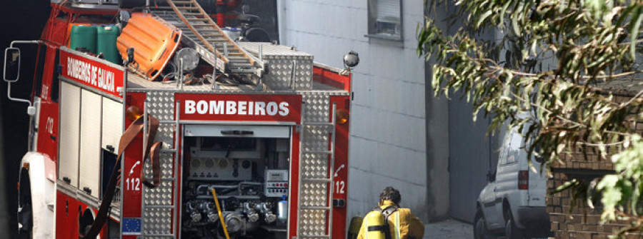 O SALNÉS.- La Diputación descarta el rescate de la concesión de bomberos por su alto coste