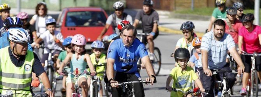 Bicis y peatones relevan a los coches en el centro