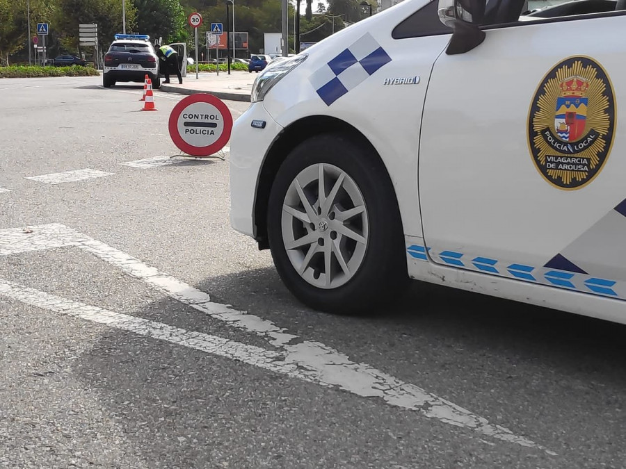 La Policía Local intercepta a un conductor que circulaba sin seguro, sin carnet y bajo los efectos de las drogas