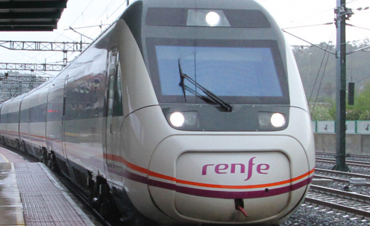 Una avería en una puerta provoca retrasos de media hora en el tren Vigo-Vilagarcía