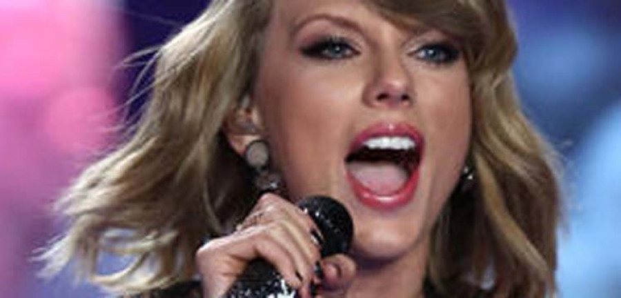 Los fans de Taylor Swift, ansiosos ante los rumores de un nuevo disco