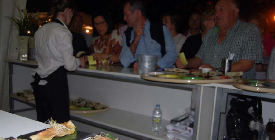 Diez establecimientos participarán en la quinta ruta gastronómica de “Tapa á anguía” en Valga