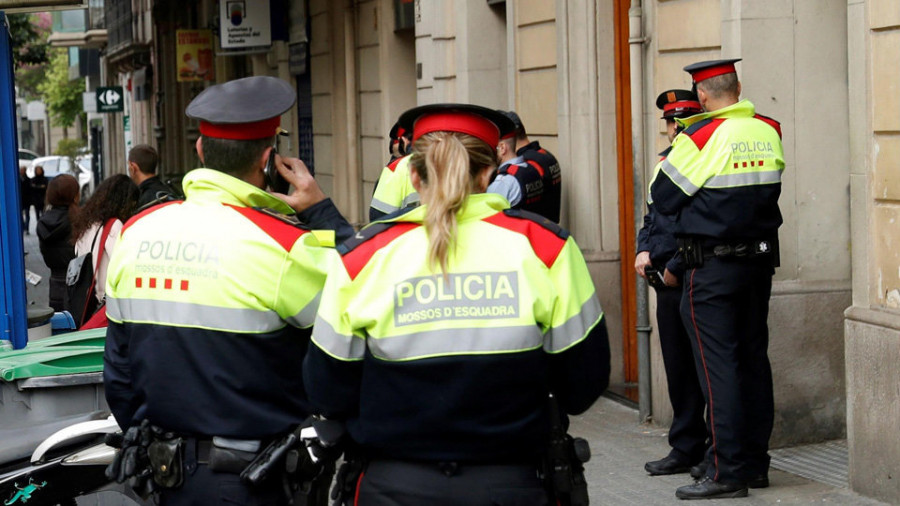 Un dispositivo de máximos garantiza la seguridad electoral en Cataluña