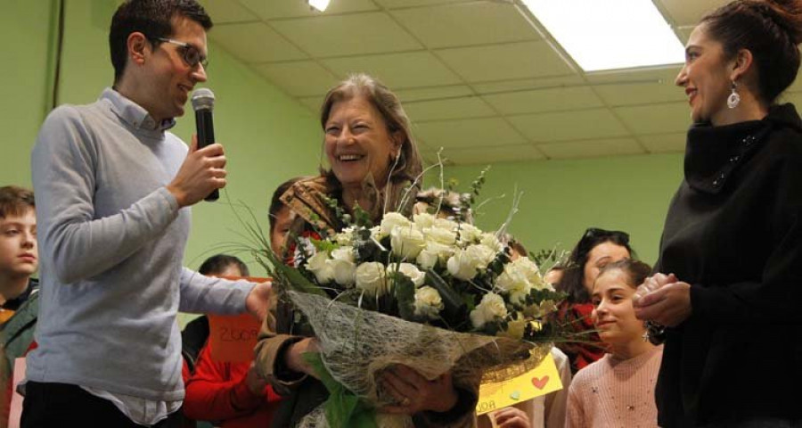 Reportaje | Rosa Gago se retira de la docencia con honores en Guillán