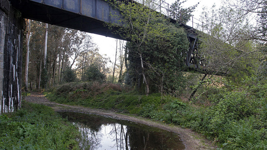 Portas acusa a la Diputación de “segregar” al municipio
en el proyecto de la Vía Verde