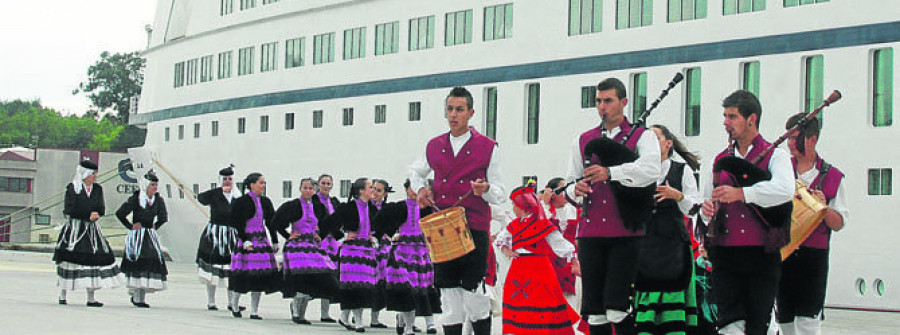 El tráfico de cruceros sigue estancado en el Puerto con solo tres buques previstos