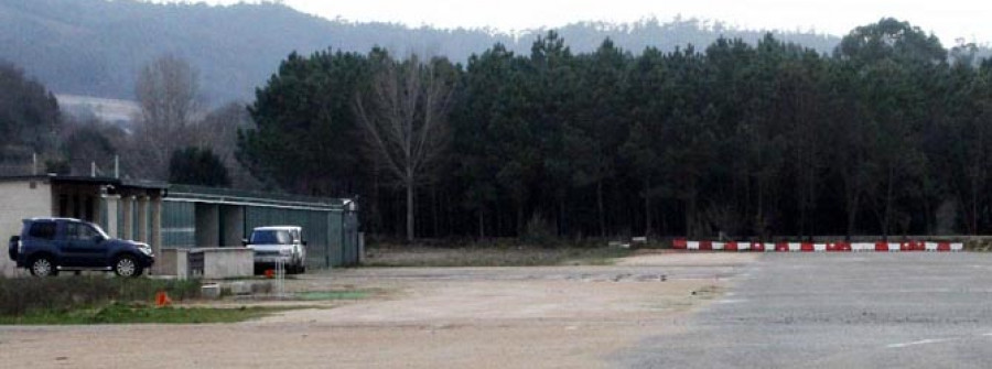 CALDAS-ADIF advierte que el aeródromo de Godos compromete la seguridad del Eje Atlántico