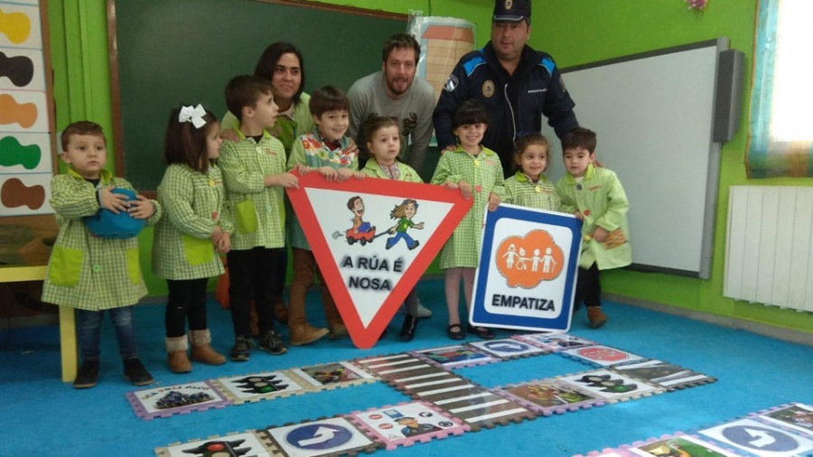 Una matriculación “in extremis” salva del cierre a la escuela unitaria de Aios