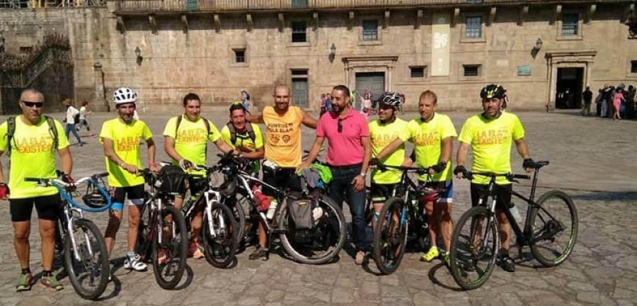 Diego Vilar completa el Camino de Roma a Santiago en bicicleta haciendo visible la ELA