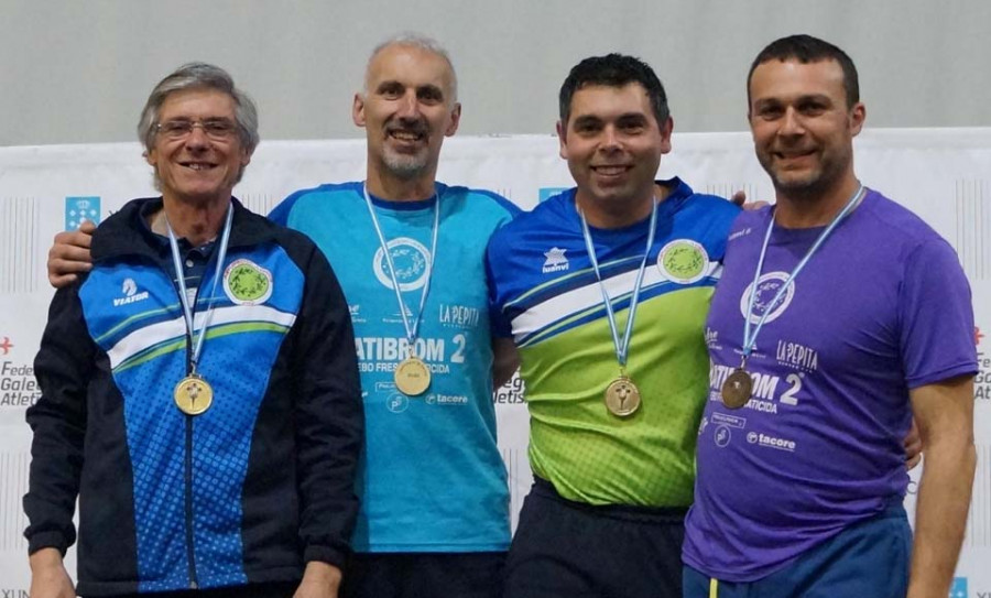 Los veteranos del Mazí se cuelgan siete medallas en  el Gallego