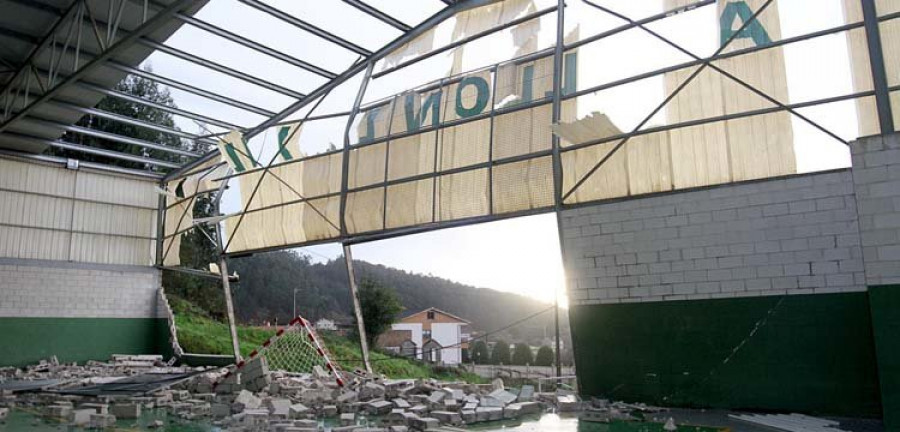 Licitan por 130.000 euros la reconstrucción del pabellón destruido por un tornado