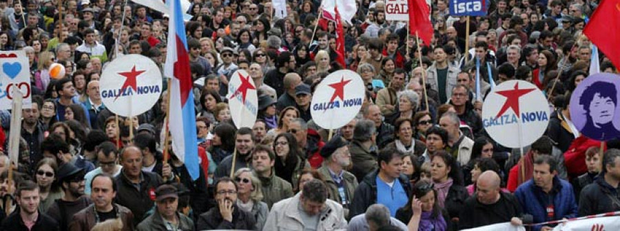 Miles de personas claman por el gallego y contra la política lingüística de la Xunta