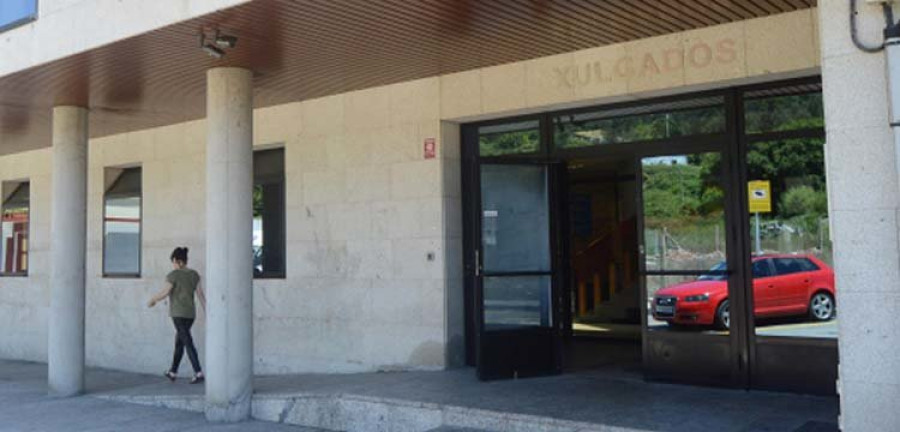 RIVEIRA - El enigma de la caja de bombones belgas en un juzgado de la ciudad
