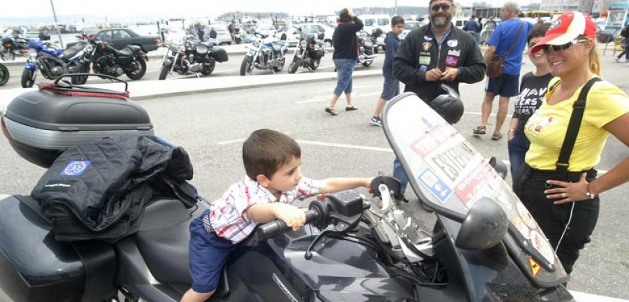 O GROVE - Sentolos Rasing apuesta por encajar el Salón de la Moto en la Festa do Marisco