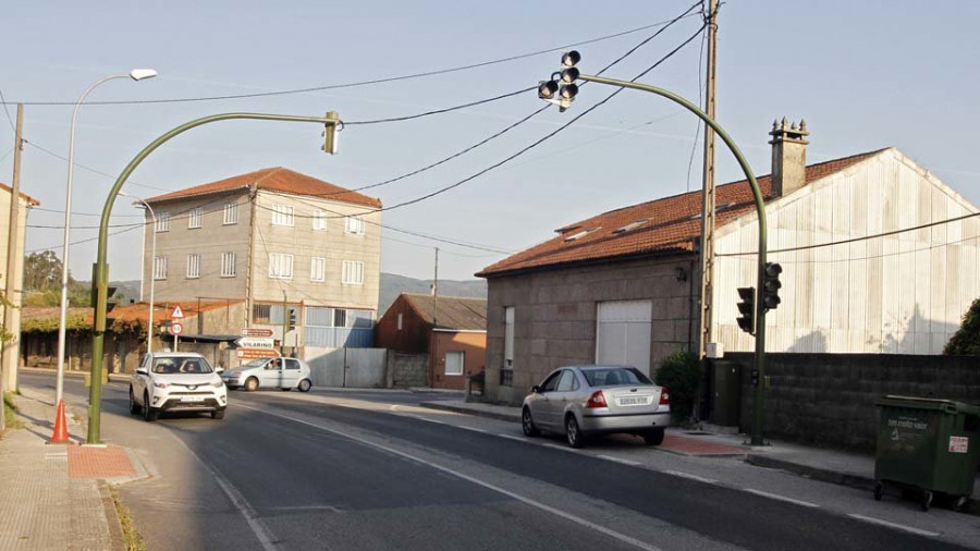 El PP señala al bipartito como responsable del retraso de  los semáforos de Vilariño