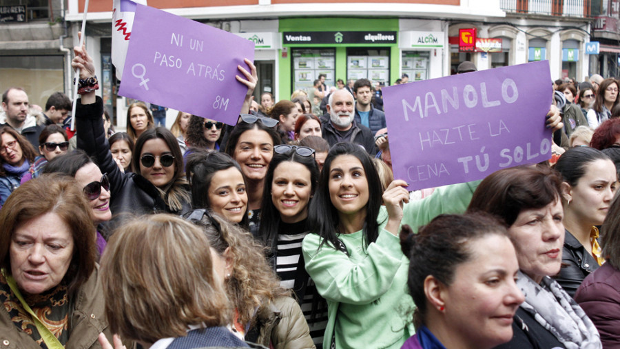 Trivial feminista, manifestación y sesión vermú con música con motivo del 8-M en Vilagarcía